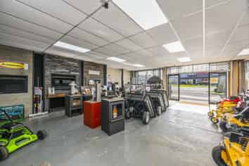 Prime freehold industrial investment