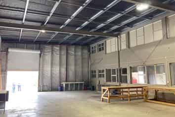 High and Low Stud Warehouse and Support Offices