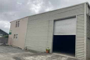 High and Low Stud Warehouse and Support Offices
