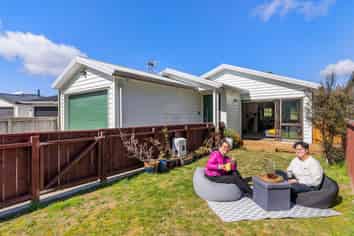 77 Erlestoke Crescent, Churton Park