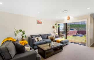 77 Erlestoke Crescent, Churton Park