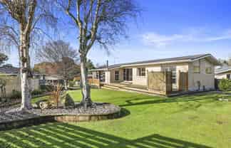 15 Pukekohatu Street, Waitara