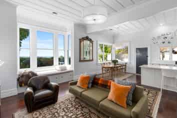 2 Melrose Street, Roslyn
