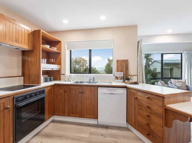 52 Abilene Crescent, Churton Park