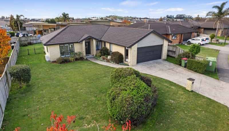 102 Farringdon Avenue, Rototuna