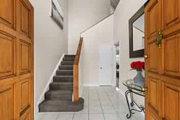 70 Whiting Crescent, Greenmeadows