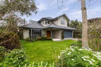 70 Whiting Crescent, Greenmeadows