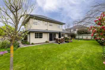 70 Whiting Crescent, Greenmeadows