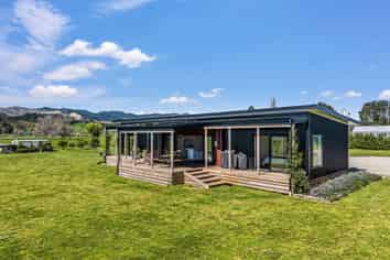 703c Western Drain Road, Awakeri
