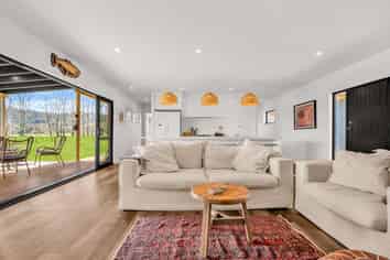 703c Western Drain Road, Awakeri