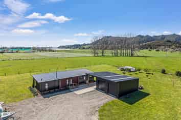 703c Western Drain Road, Awakeri