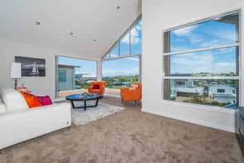4 Tuatini Place, Long Bay