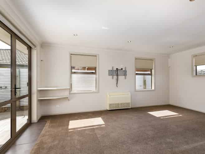 176A Maxwell Road, Redwoodtown