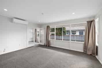 76 Pages Road, Linwood