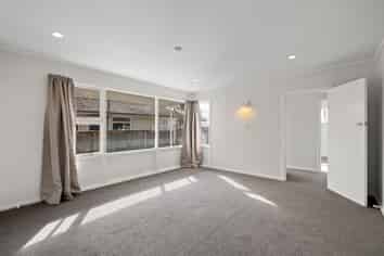76 Pages Road, Linwood