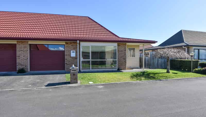 33/55 Armstrong Avenue, Carterton