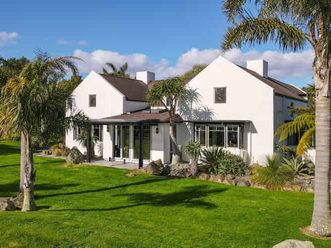96 and 96A Brunswick Drive, Tikitere