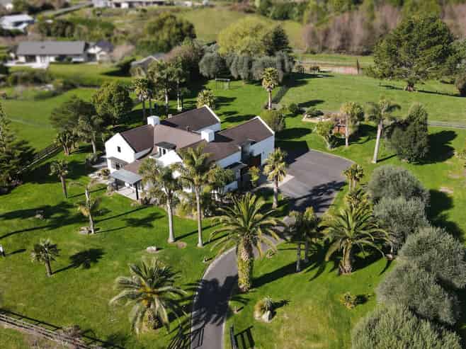 96 and 96A Brunswick Drive, Tikitere