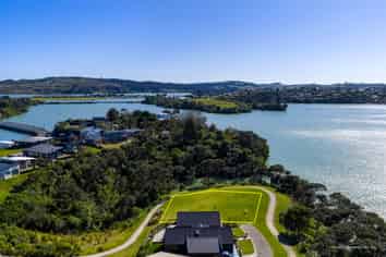 9 Te Huinga Lane, Raglan