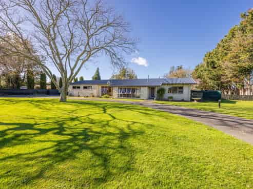 10 France Road, Longlands