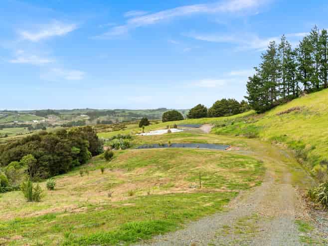 107 Lawrence Road, Mangawhai