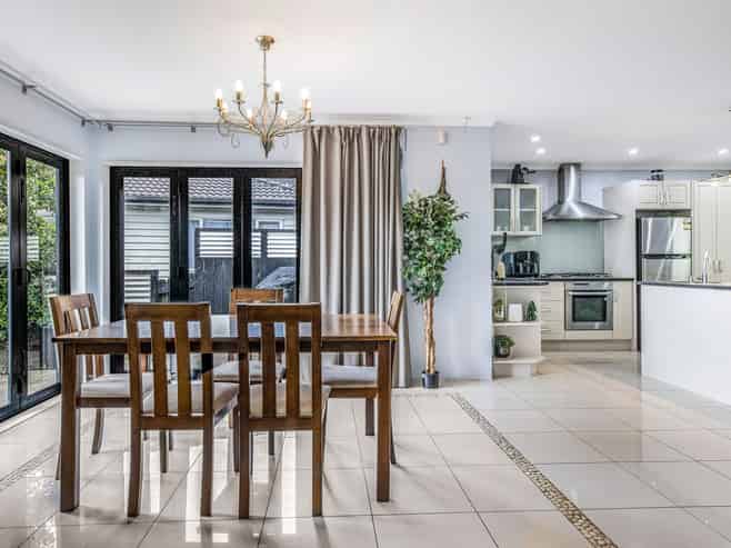 86 San Marino Drive West, Henderson