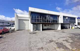 CLEAN & TIDY WIRI UNIT

