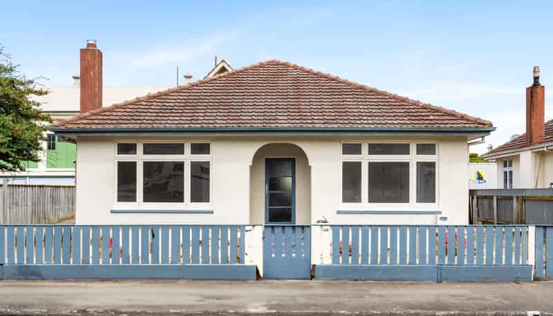 142 Carlyle Street, Napier South