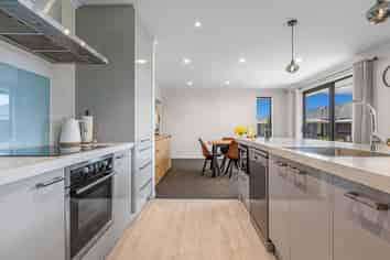 6 Haymakers Crescent, Rolleston