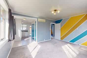 2/15 Clouston Park Road, Ebdentown