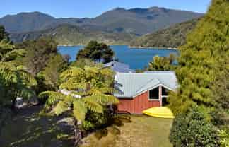 26 Kamahi Road, Tennyson Inlet, Tennyson Inlet