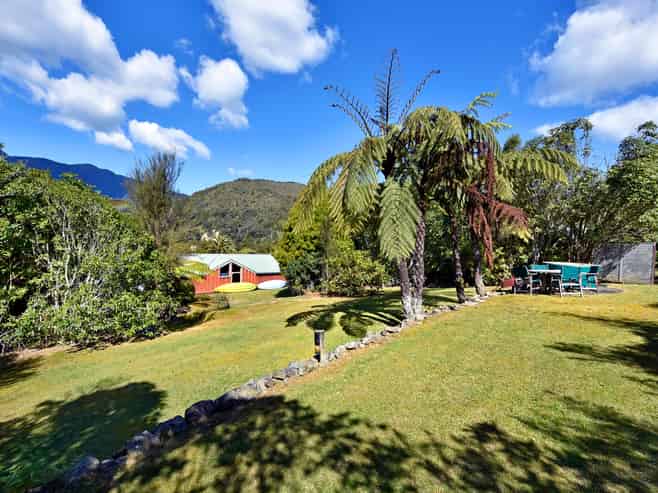 26 Kamahi Road, Tennyson Inlet, Tennyson Inlet