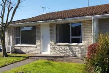 2/38 Lyndon Street, Riccarton