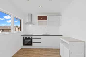 2/5 Esmonde Road, Takapuna