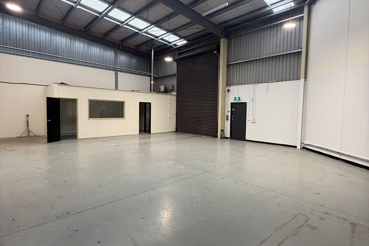 139sqm Warehouse Opportunity on Lunn Avenue - Widok 4