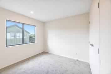 8A Plumpton Avenue, Mount Roskill