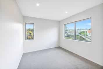 8A Plumpton Avenue, Mount Roskill