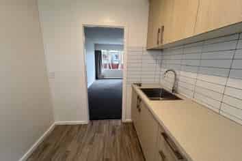 2/203 Springfield Road, Saint Albans