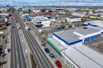 High profile corner site on SH6
