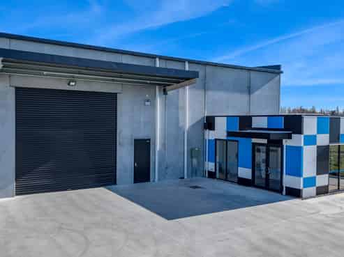Brand New Freehold Leased Investment