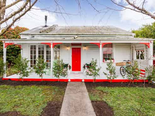 86 Grey Street, Woodville