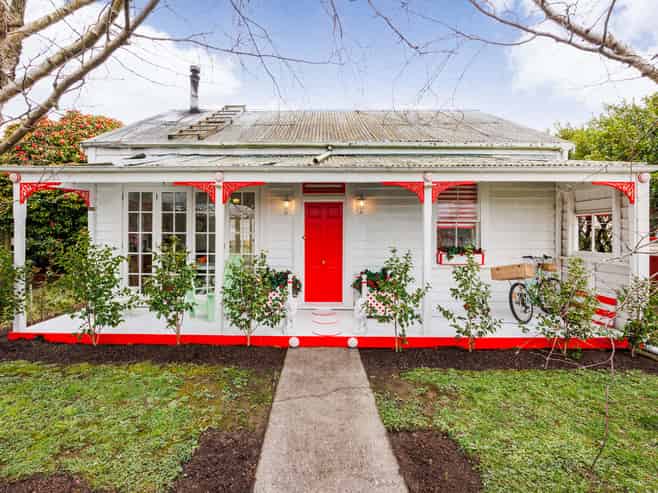86 Grey Street, Woodville