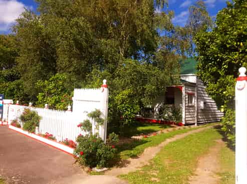 86 Grey Street, Woodville