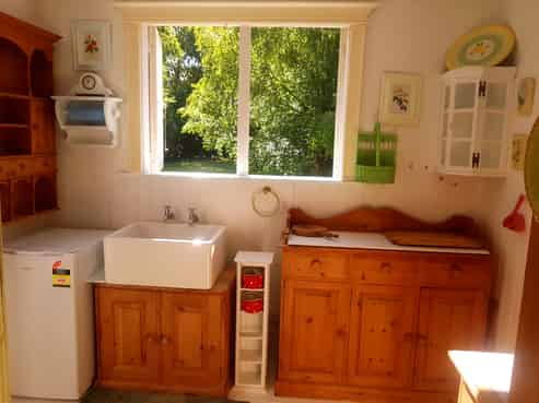 86 Grey Street, Woodville