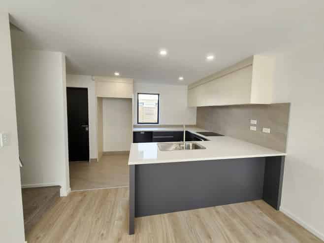4/25 Manse Road, Pahurehure