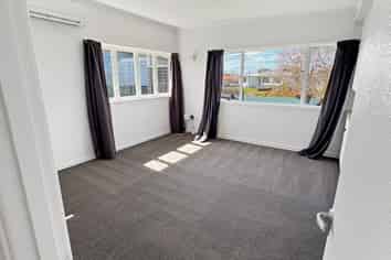 Hawkes Bay - Address withheld