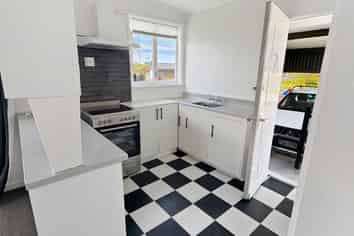Hawkes Bay - Address withheld