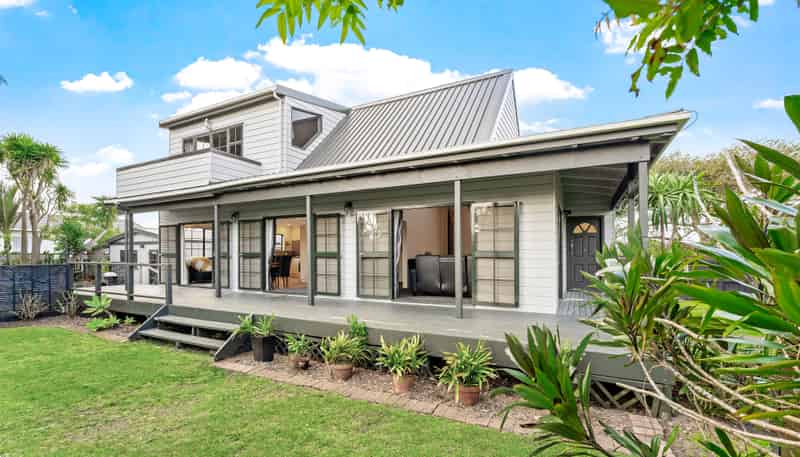 19 Crampton Court, Orewa