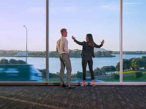 TOP FLOOR LANDMARK OFFICE
