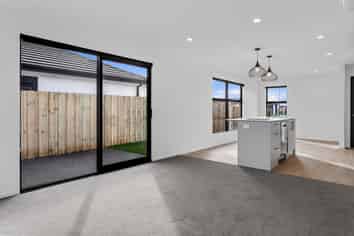 11 Oakvale Lane, Halswell